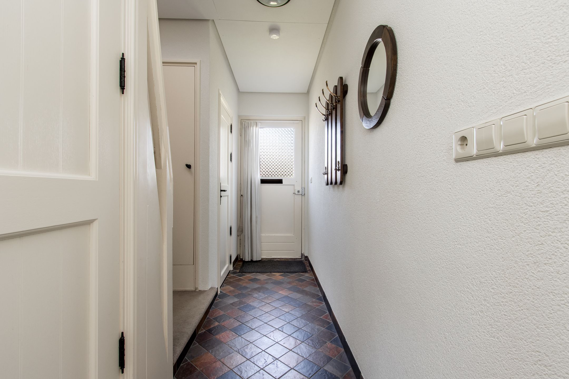 Photo 12 of Graaf van Hornelaan 18