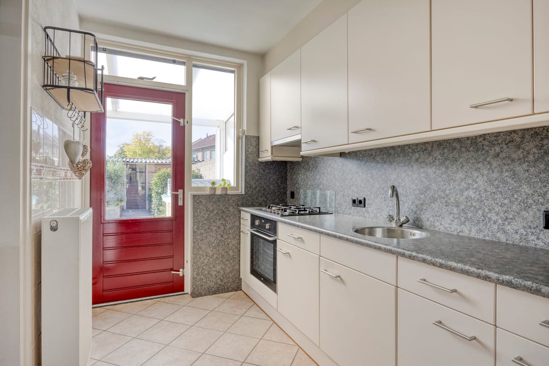 Photo 16 of Antoon Coolenstraat 49