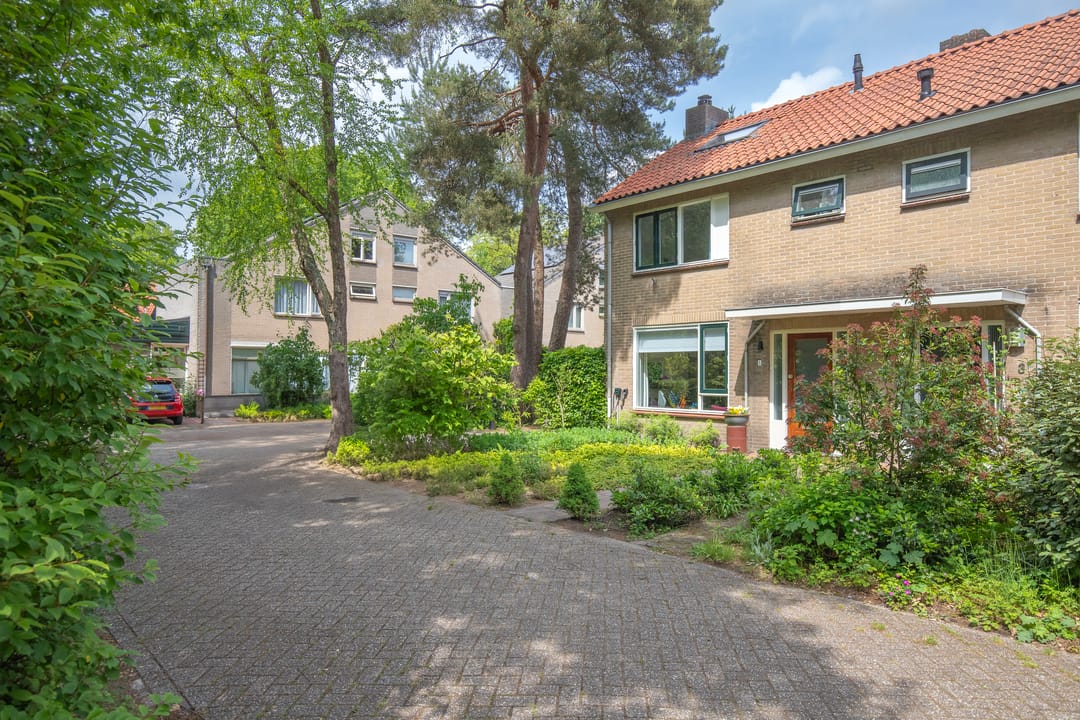 Photo 41 of Lindenlaan 1