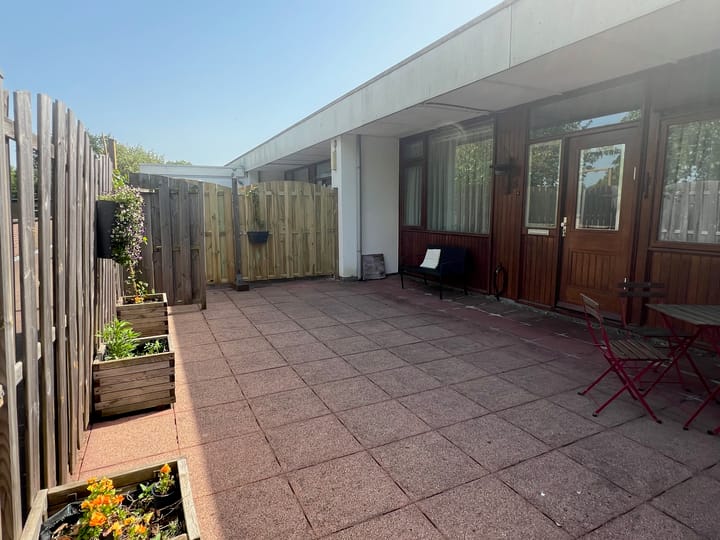 Appartement te koop: Albert Verweylaan 5, Delft