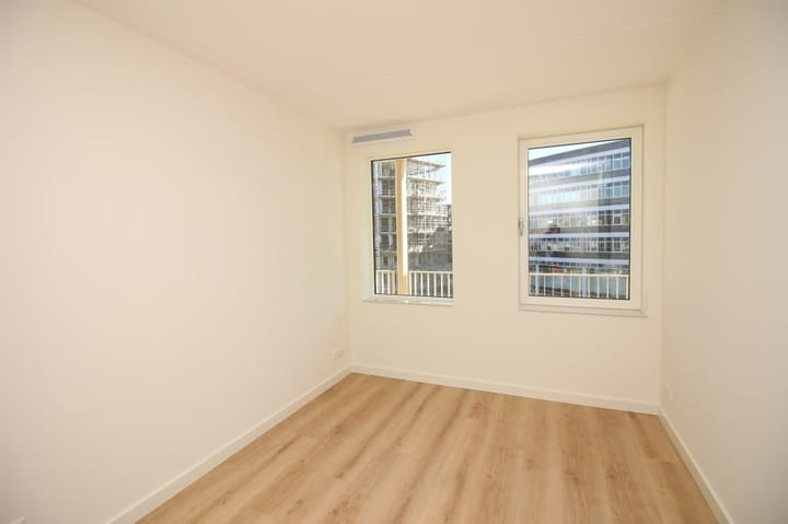 Photo 4 of Carel Willinkgracht 813