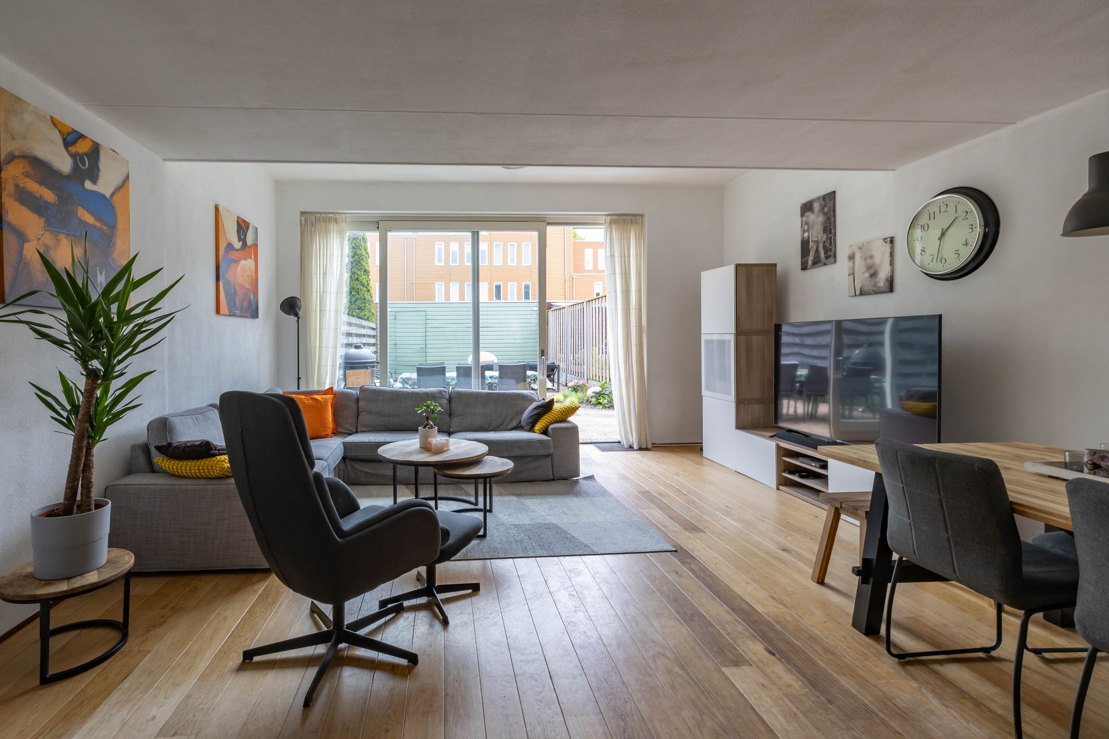 Photo 9 of Marowijnestraat 31