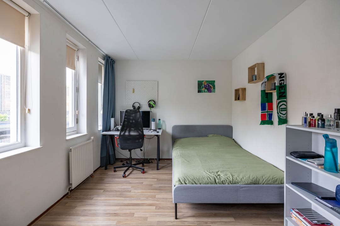 Photo 22 of Marowijnestraat 31