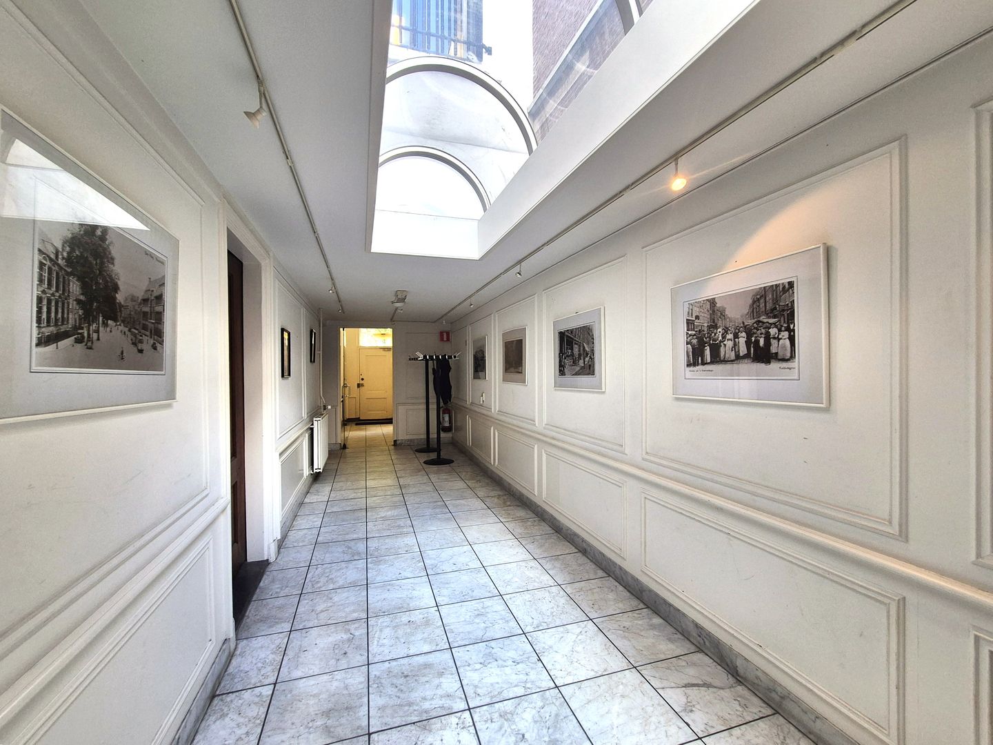 Bekijk foto 4 van Lange Voorhout 12