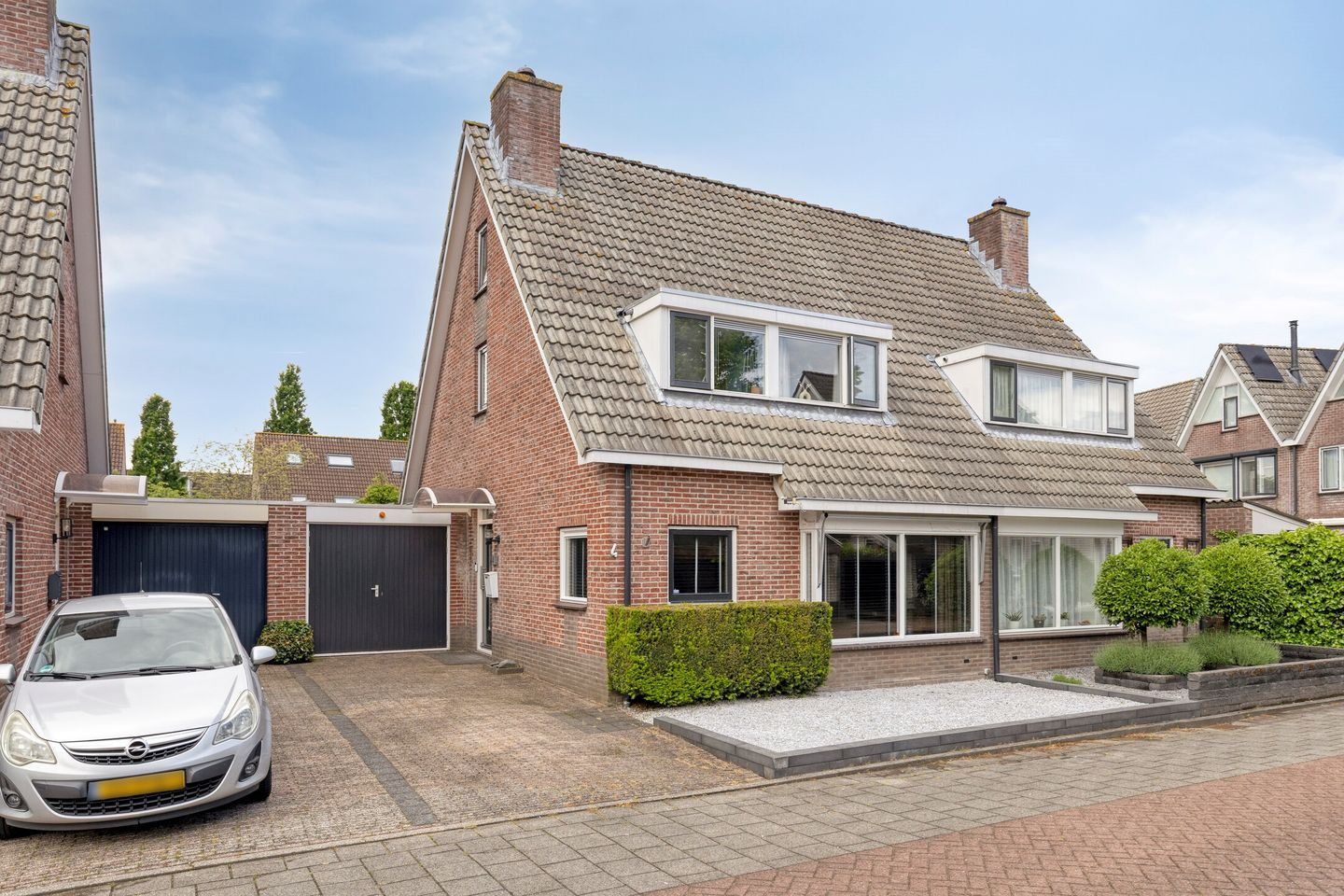 Photo 1 of Debussystraat 4
