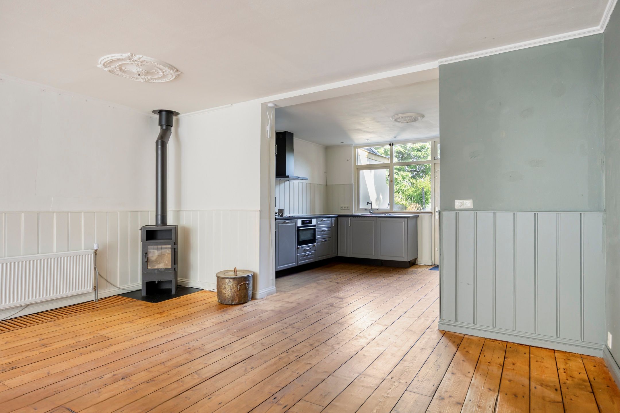 Photo 9 of Laarstraat 109