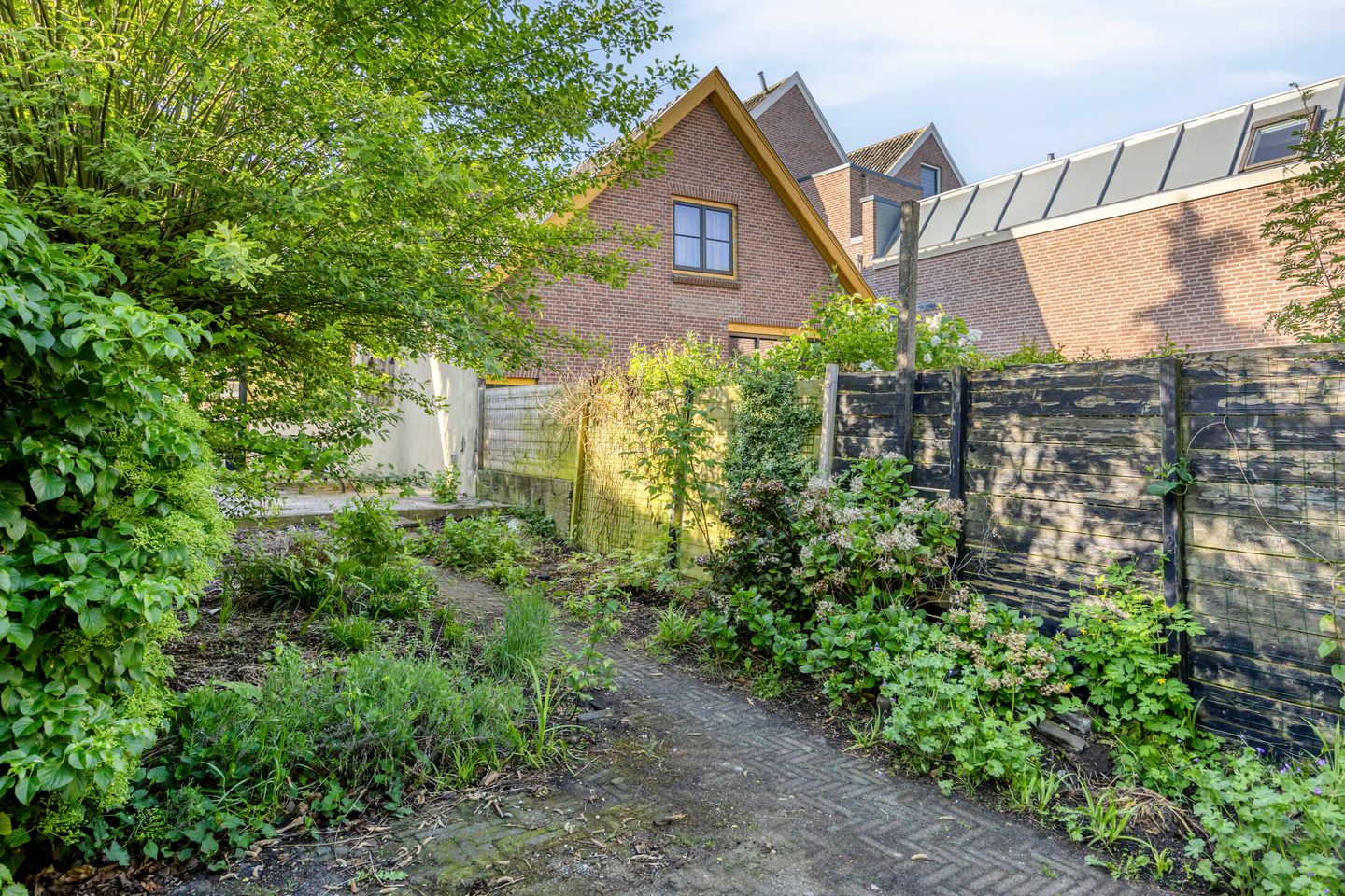 Photo 35 of Laarstraat 109