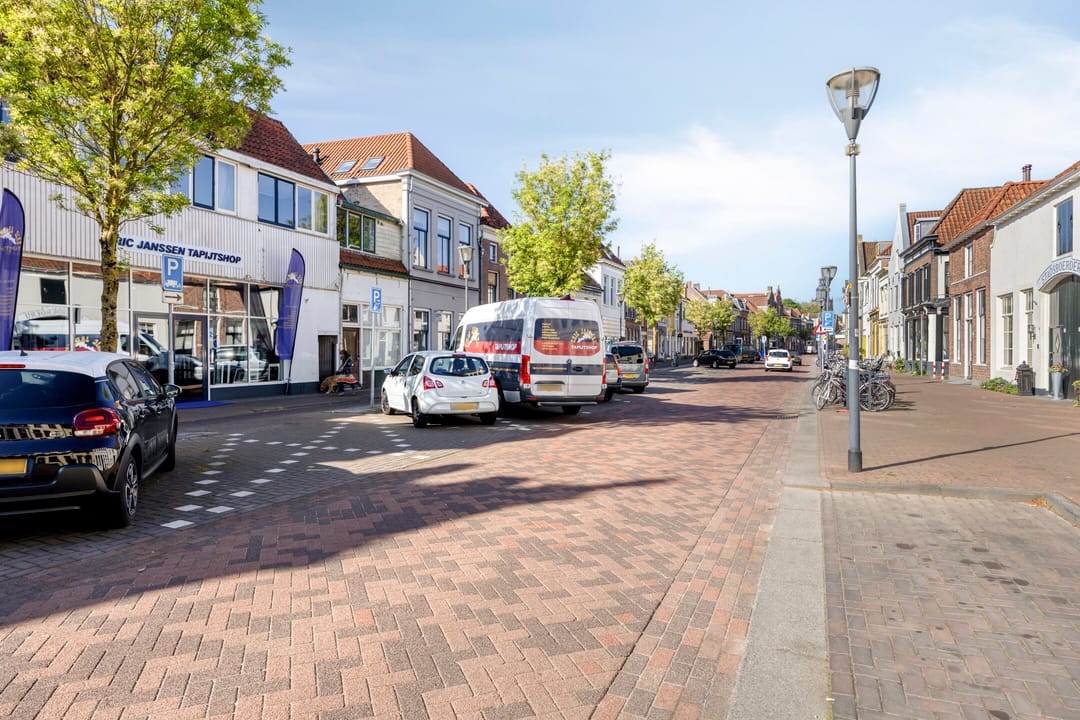 Photo 37 of Laarstraat 109
