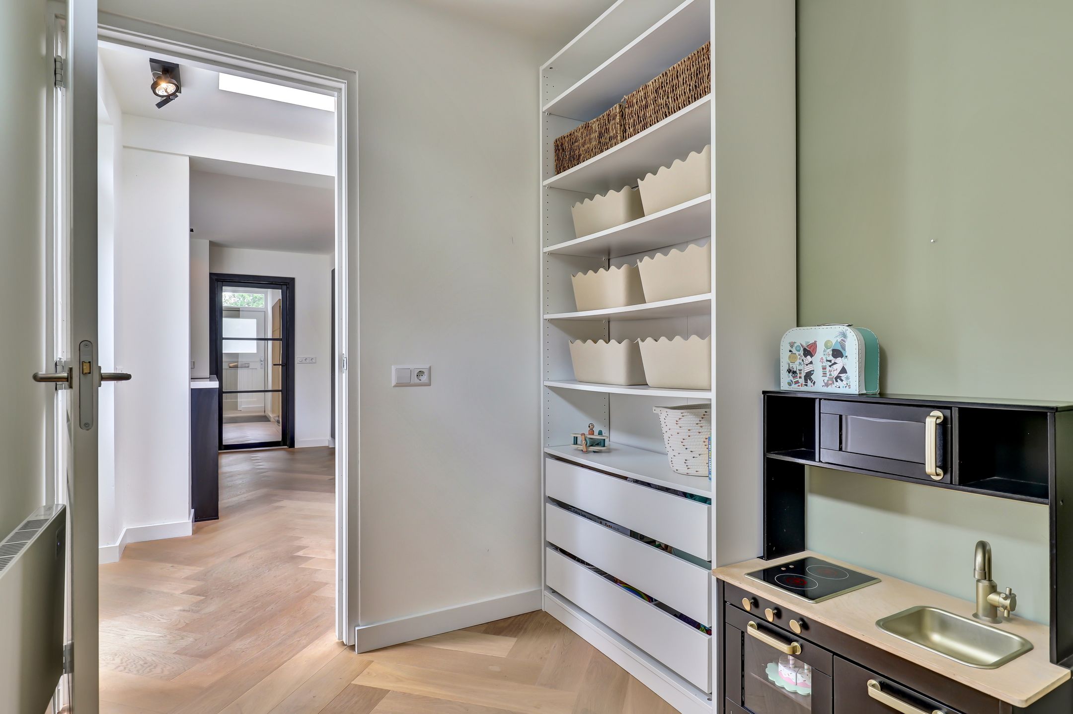 Photo 15 of Jan van Galenstraat 61