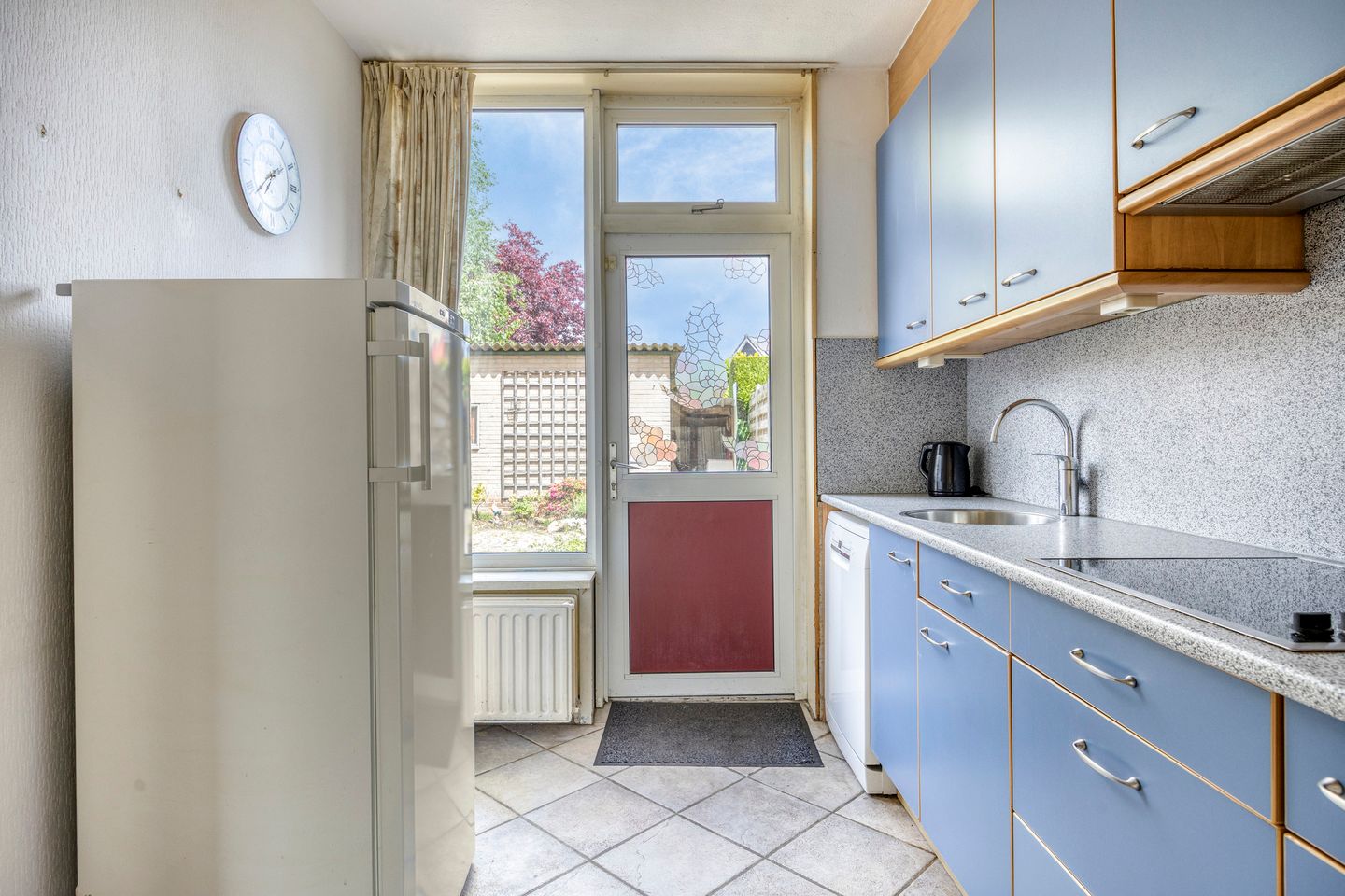 Photo 10 of Oranjestraat 12
