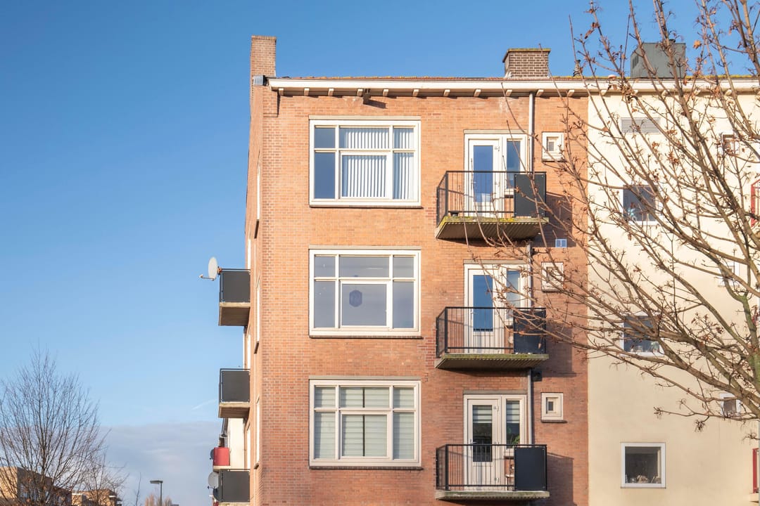 Photo 1 of Van 's-Gravesandestraat 2-C