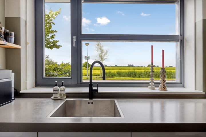 Tussenwoning te koop: Magnolia 25, Brandwijk
