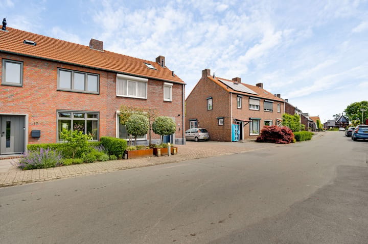 Photo 3 of Kapelstraat 15