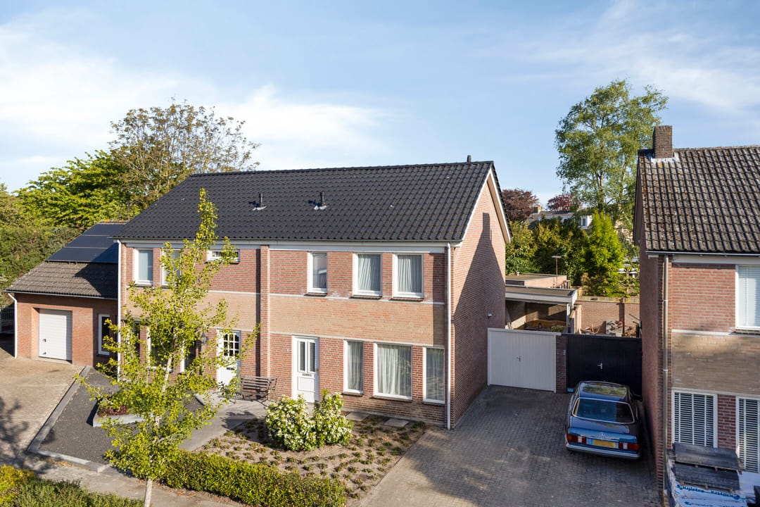 Photo 11 of Lupinestraat 24