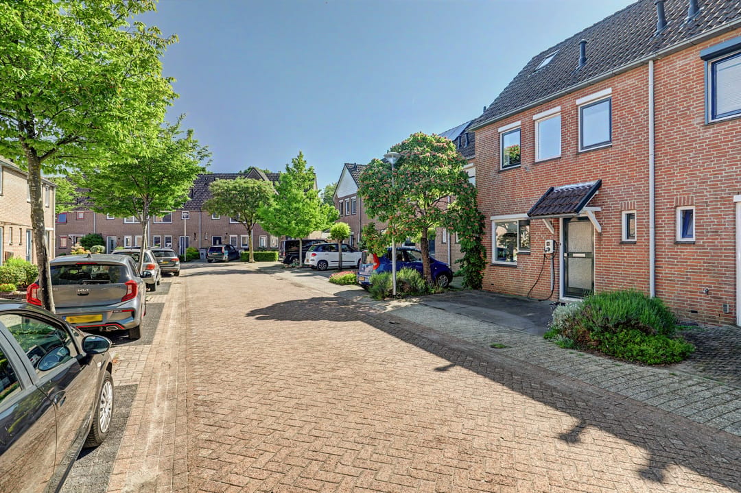 Foto 1 van Gravekamp 95