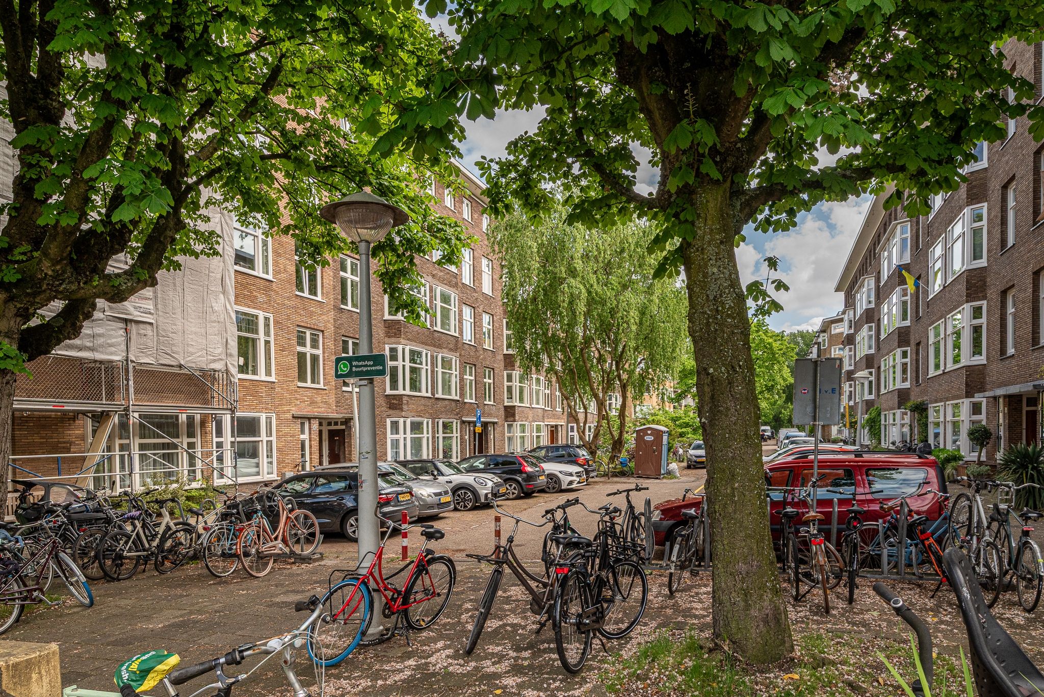 Photo 30 of Lanseloetstraat 36-H