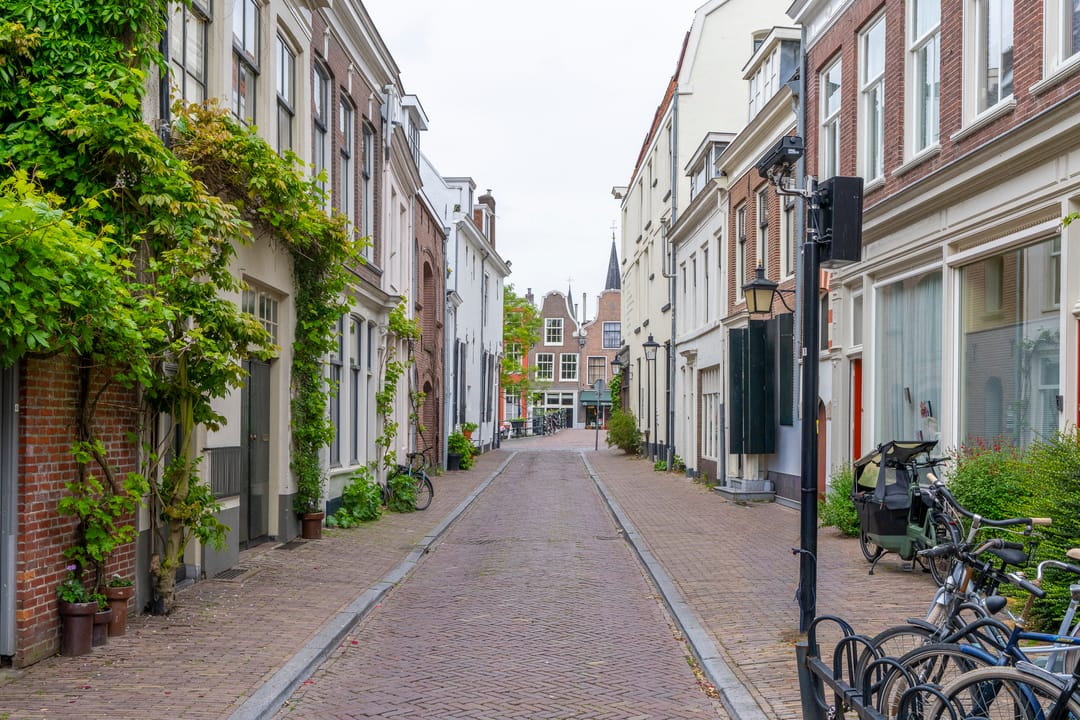 Foto 43 van Vrouwjuttenstraat 12-A