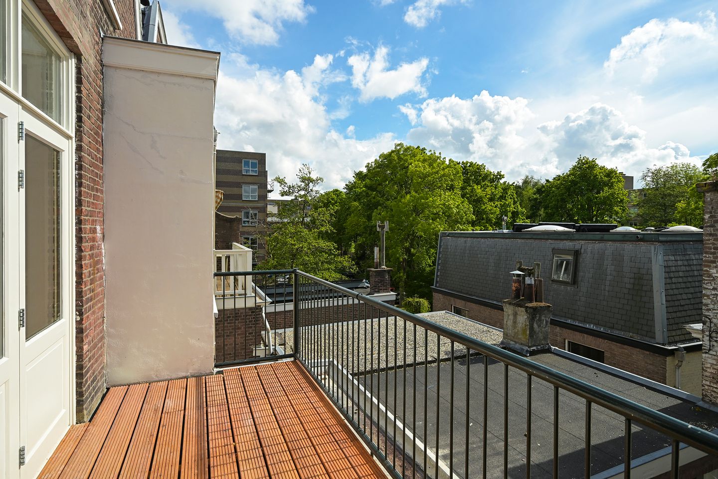 Renovated Double Upper House in The Hague's Archipel District — 25