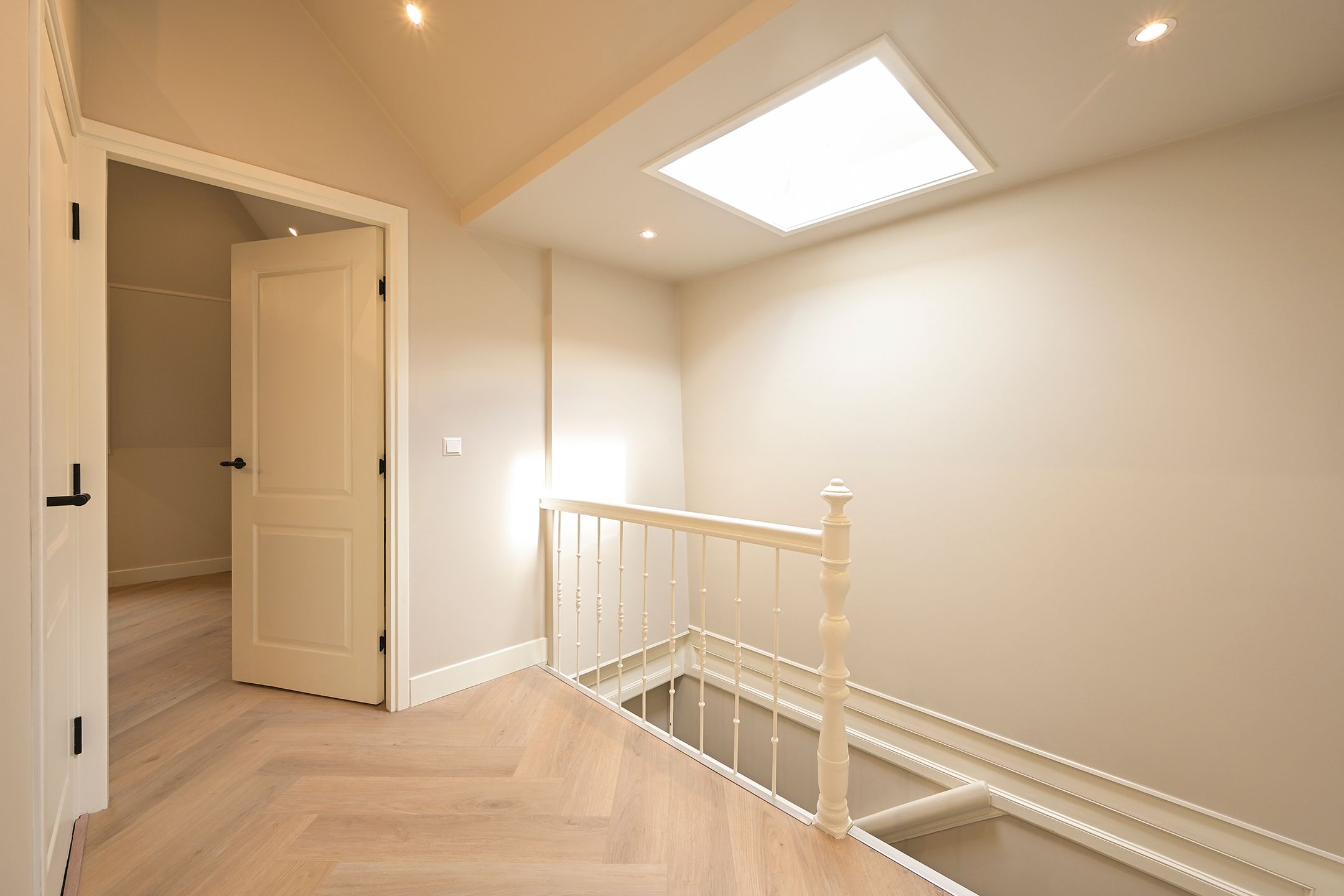 Renovated Double Upper House in The Hague's Archipel District — 30