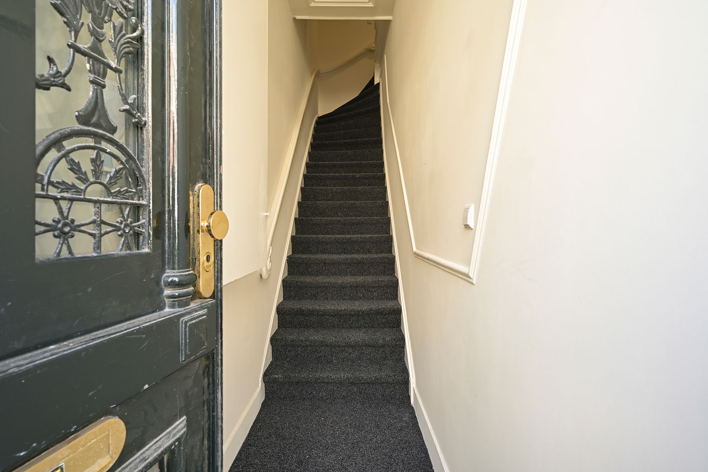 Renovated Double Upper House in The Hague's Archipel District — 10