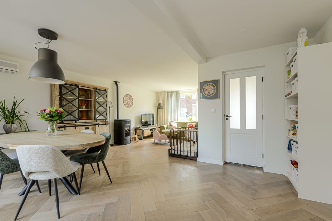 Photo 16 of Generaal Spoorstraat 46