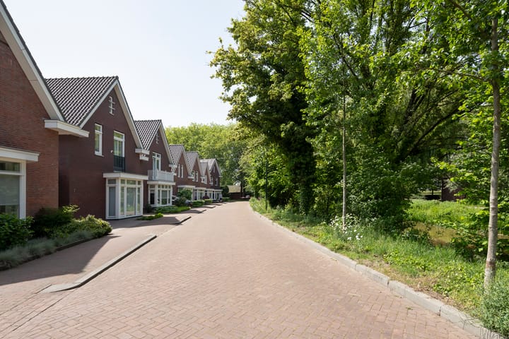 Foto 2 van Lindeparklaan 7