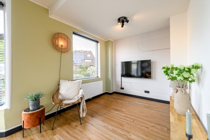 Vrijstaande woning te koop: Sleeswijklaan 11, Wolvega