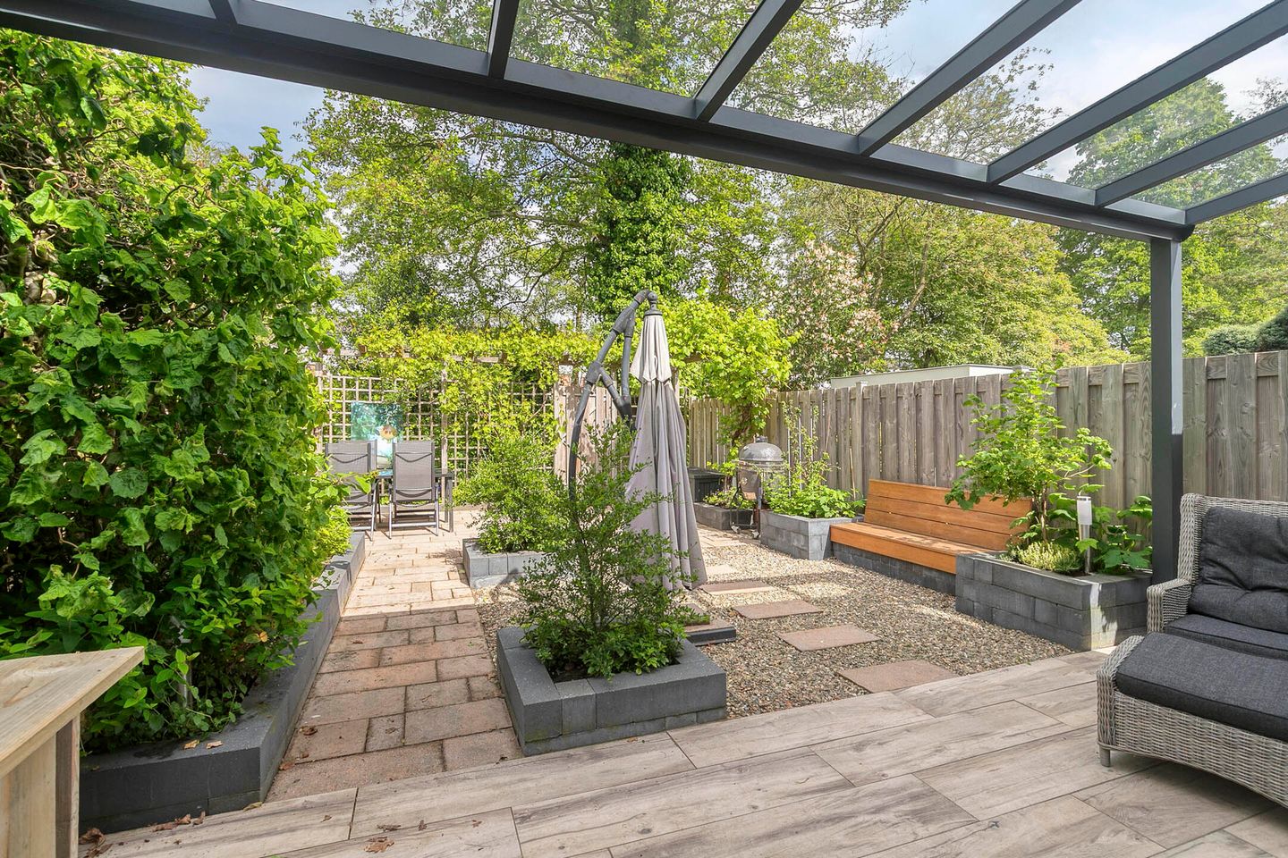 Energy-Efficient Terraced Family Home with Garden in Quiet Soest Location — 34