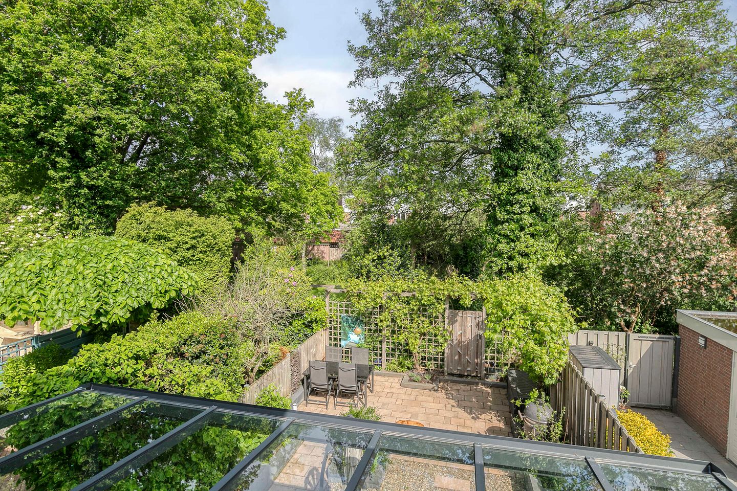 Energy-Efficient Terraced Family Home with Garden in Quiet Soest Location — 20