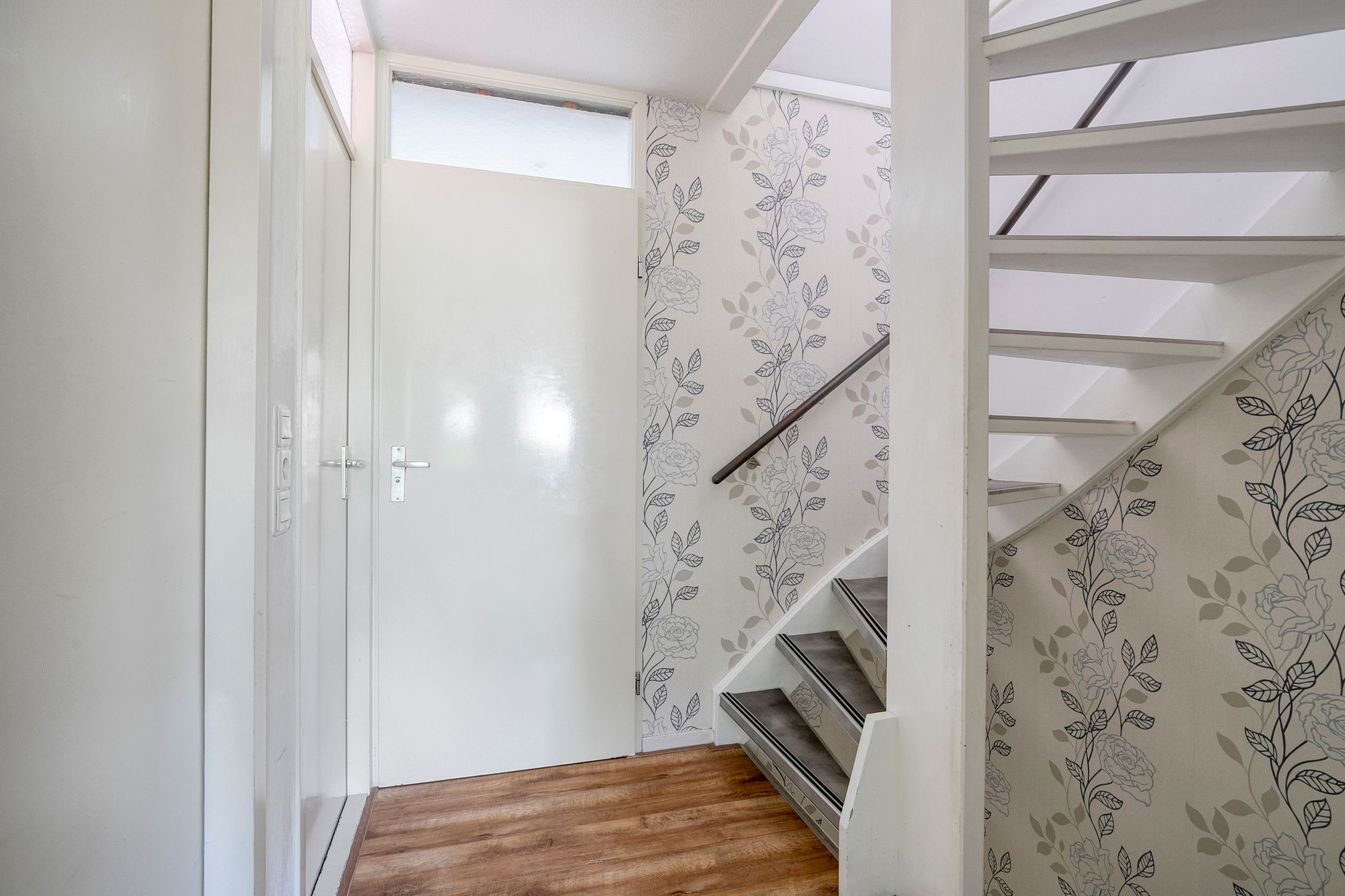 Energy-Efficient Terraced Family Home with Garden in Quiet Soest Location — 27