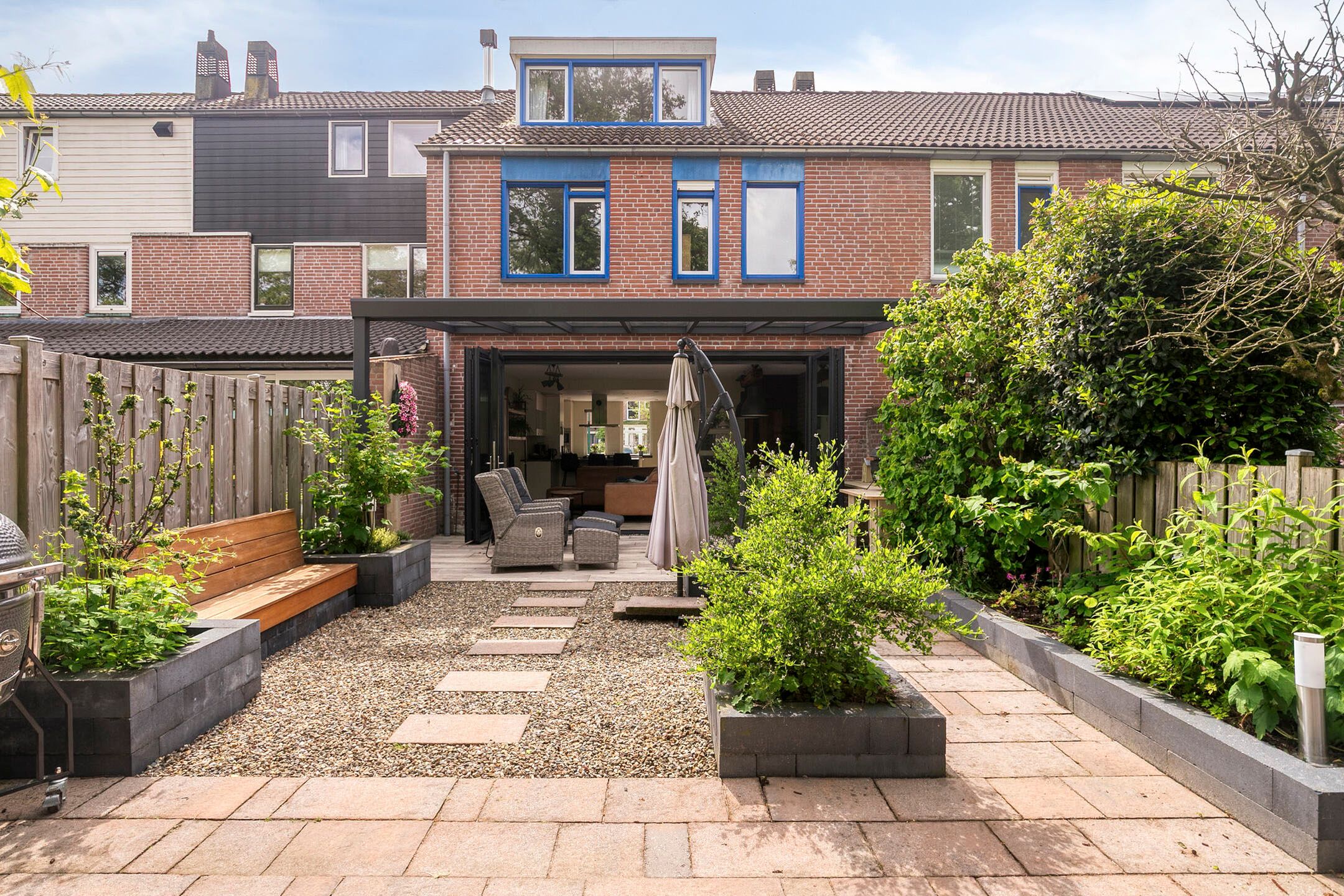 Energy-Efficient Terraced Family Home with Garden in Quiet Soest Location — 39