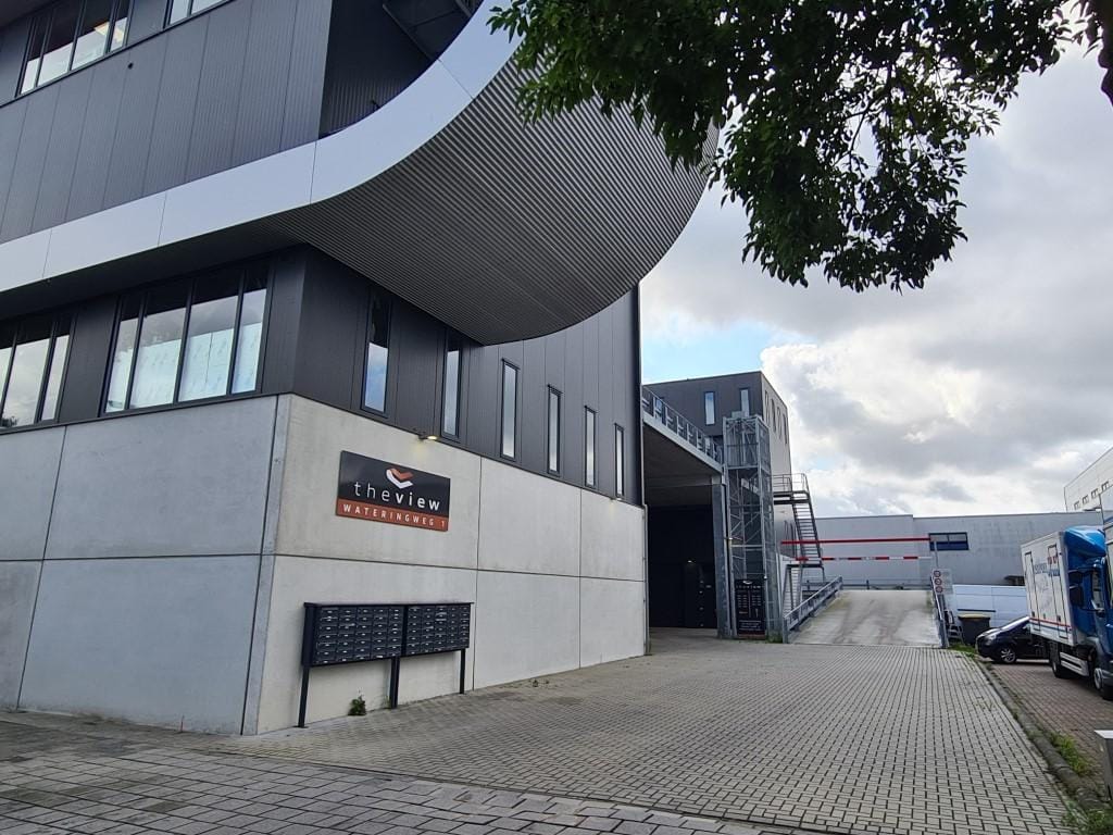 View photo 2 of Wateringweg 1-D01