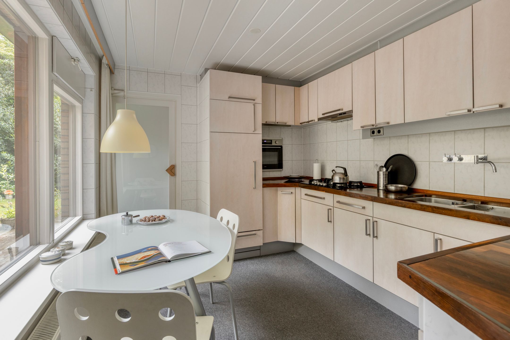 Photo 15 of Plutostraat 16