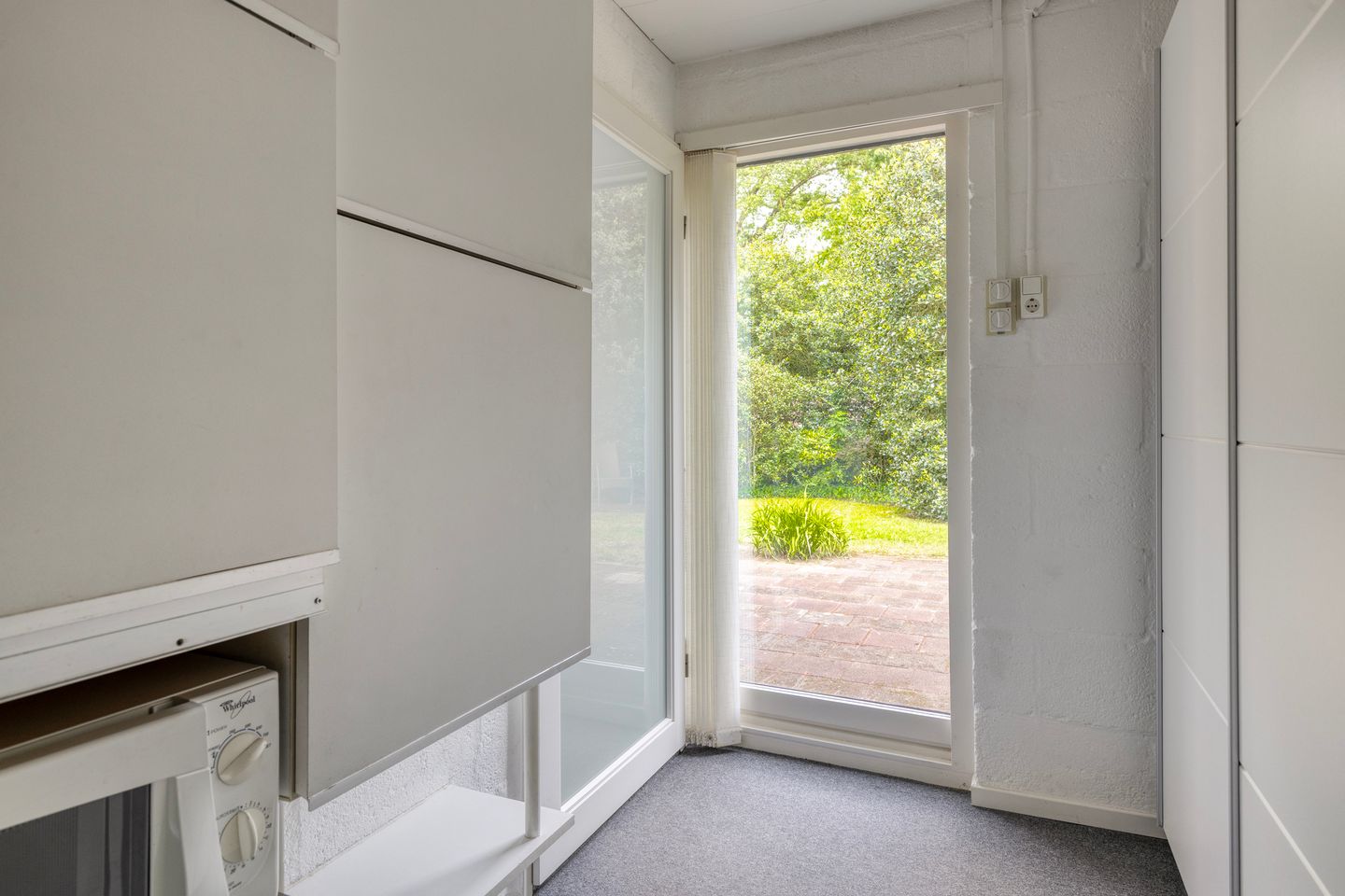 Photo 19 of Plutostraat 16
