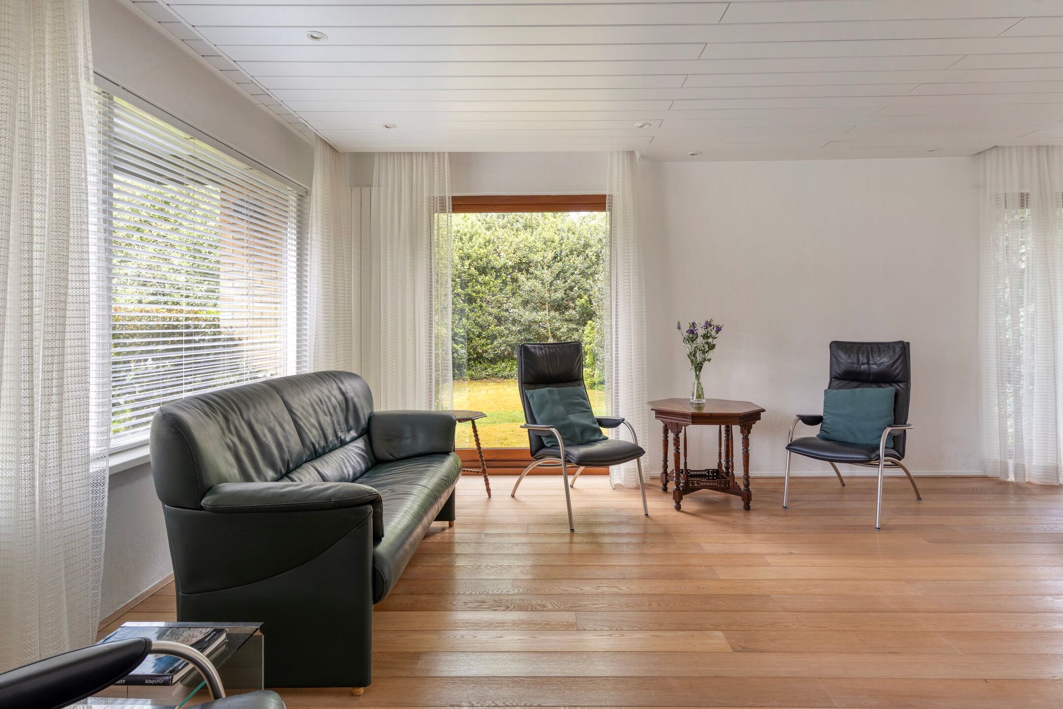 Photo 12 of Plutostraat 16