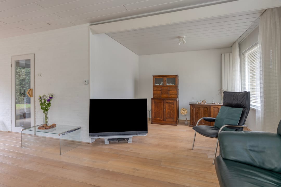 Photo 11 of Plutostraat 16
