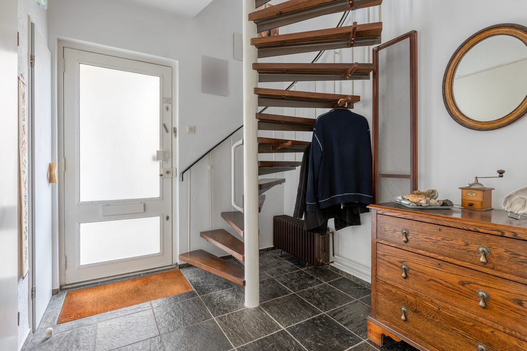 Photo 8 of Plutostraat 16