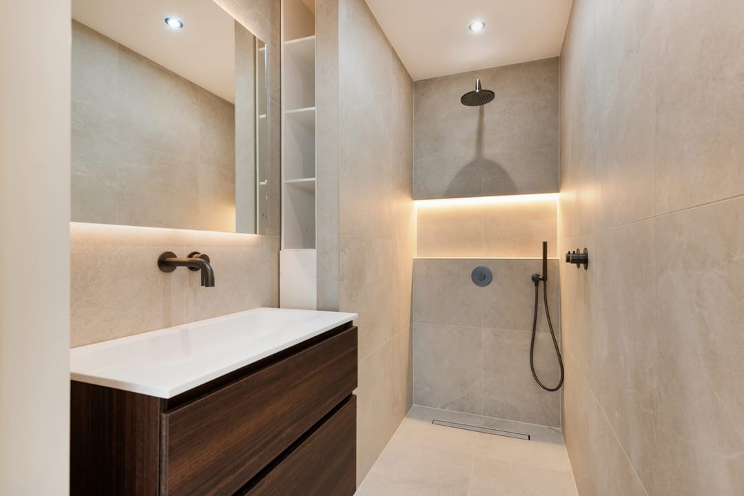 Luxury Renovated Maisonette with Two Terraces in The Hague Centre — 28