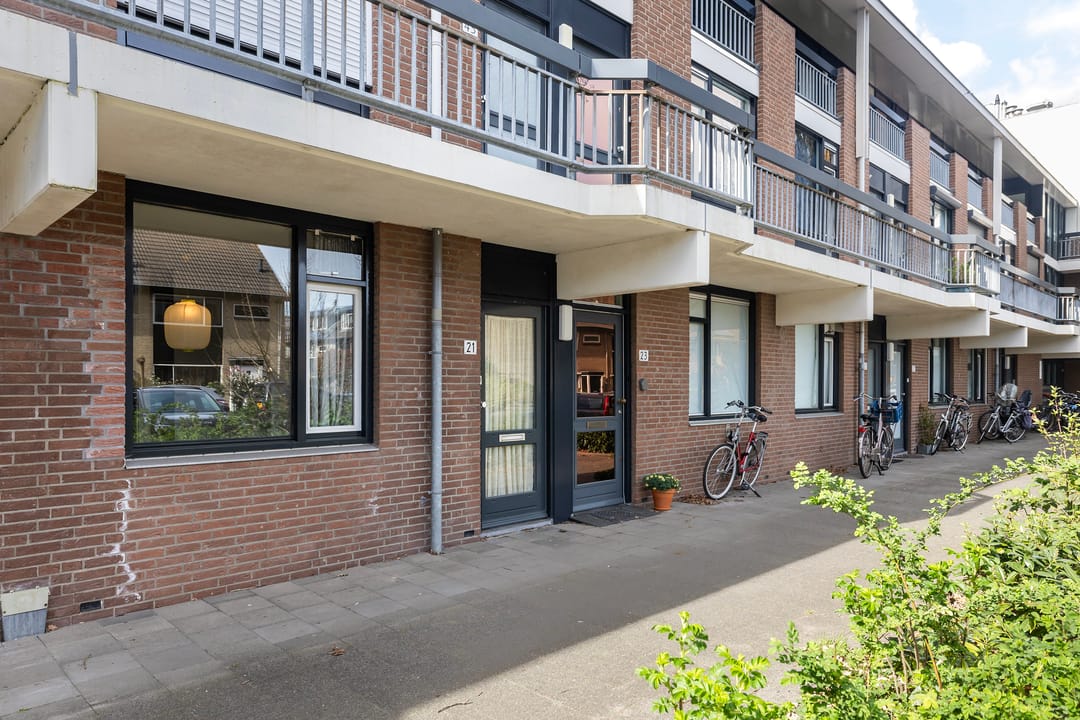 Photo 1 of Albert Einsteinweg 21
