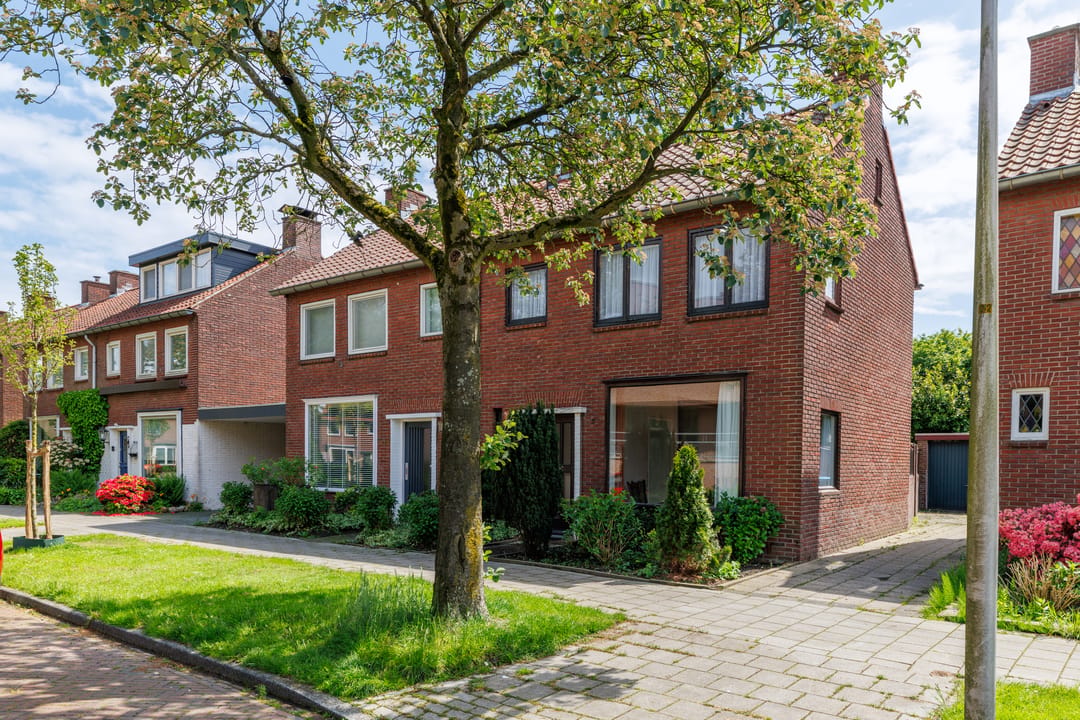 Foto 1 van Van Musschenbroekstraat 112