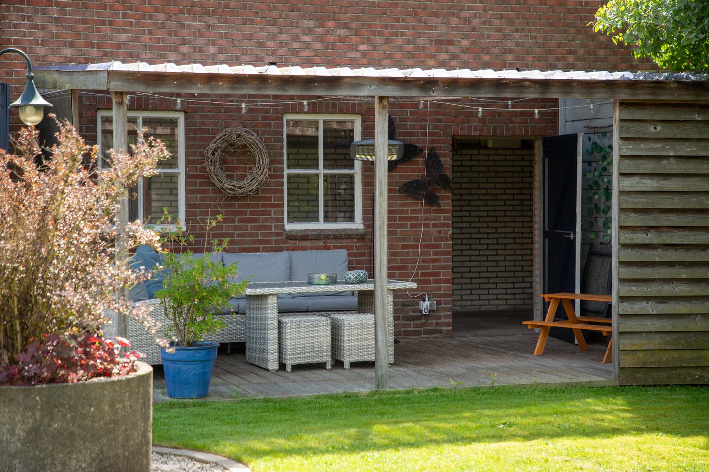 Spacious Semi-Detached Home with Large Plot and Pasture Land in Oost Gelre — 49