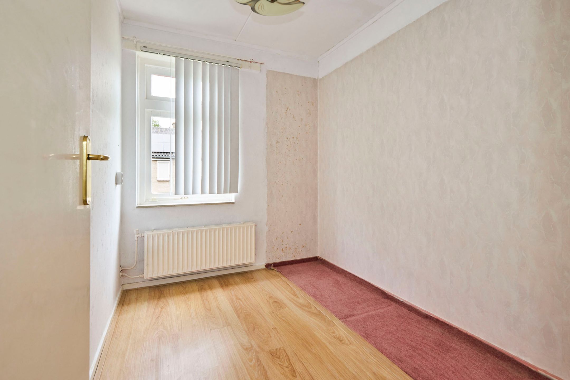 Renovation Terraced House with Five Bedrooms and Sunny Southeast Garden in Nieuw-Vennep — 42