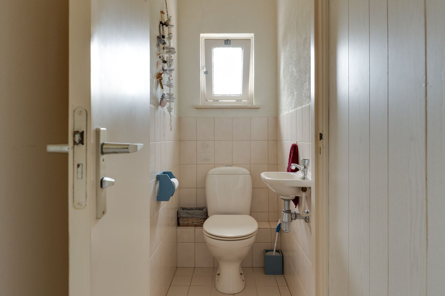 Spacious Semi-Detached Home with Large Plot and Pasture Land in Oost Gelre — 34