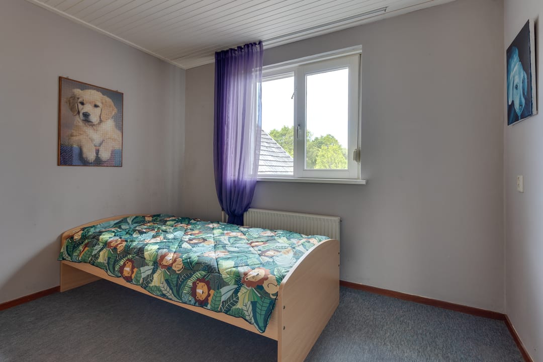 Spacious Semi-Detached Home with Large Plot and Pasture Land in Oost Gelre — 32