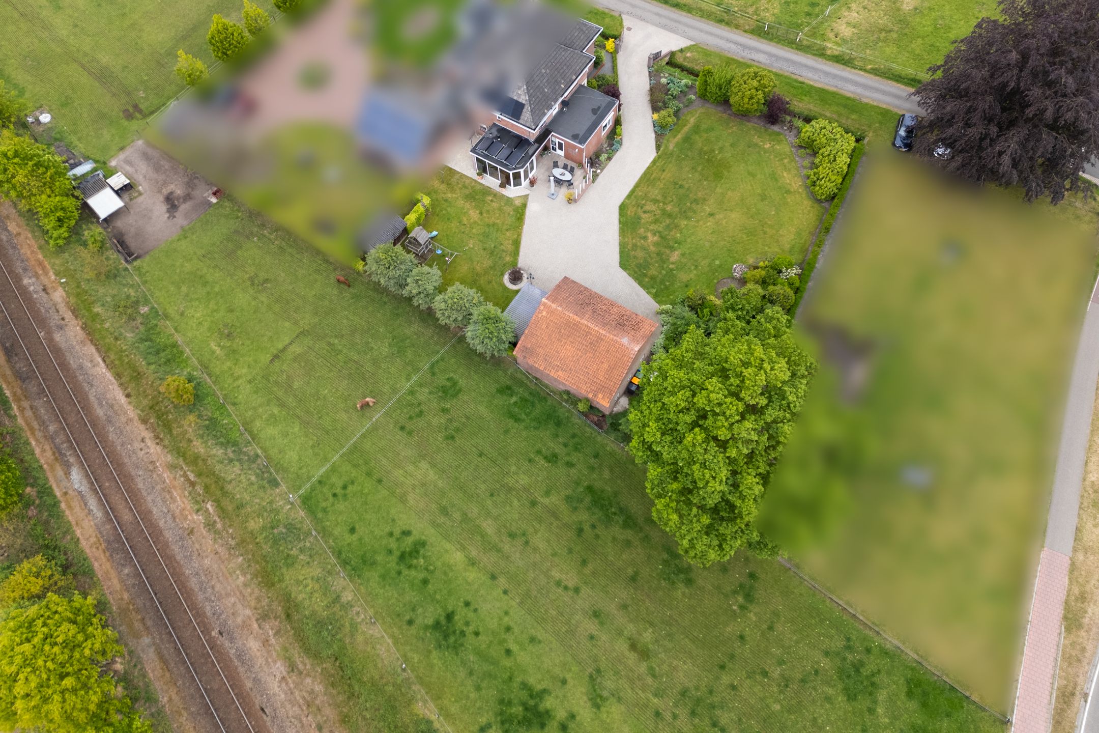 Spacious Semi-Detached Home with Large Plot and Pasture Land in Oost Gelre — 54