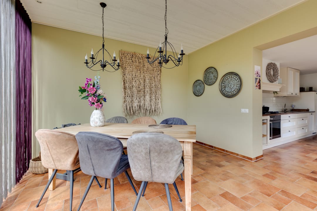 Spacious Semi-Detached Home with Large Plot and Pasture Land in Oost Gelre — 16