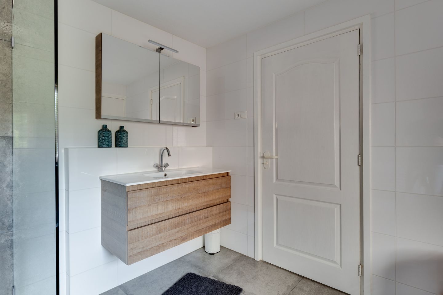 Spacious Semi-Detached Home with Large Plot and Pasture Land in Oost Gelre — 19