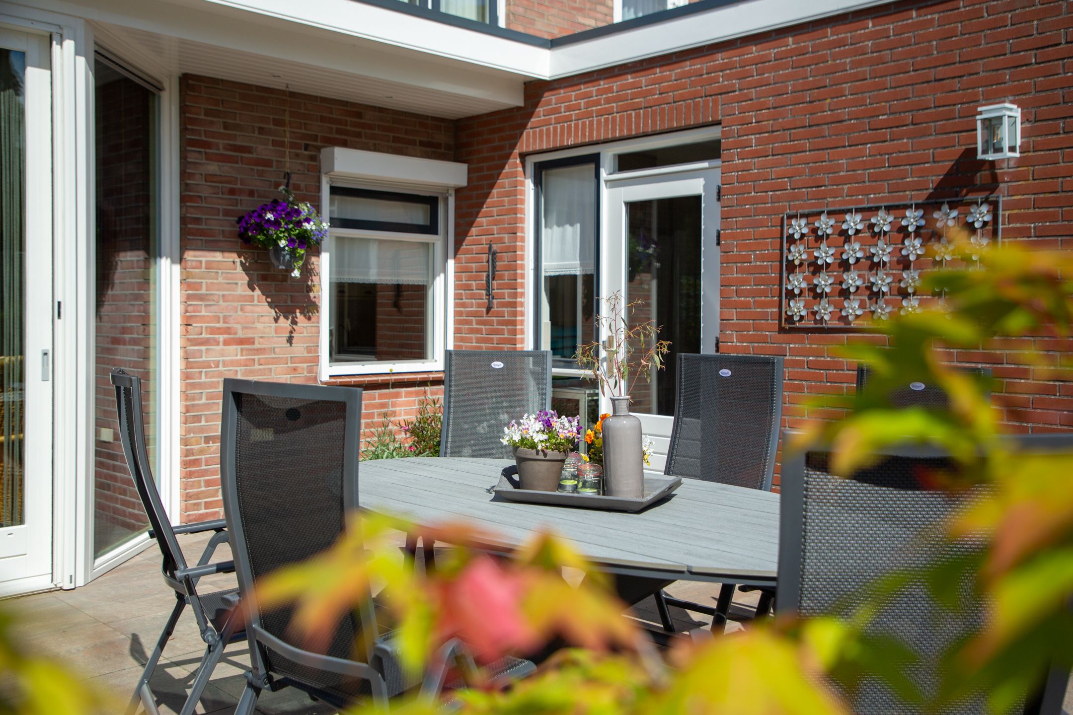 Spacious Semi-Detached Home with Large Plot and Pasture Land in Oost Gelre — 39