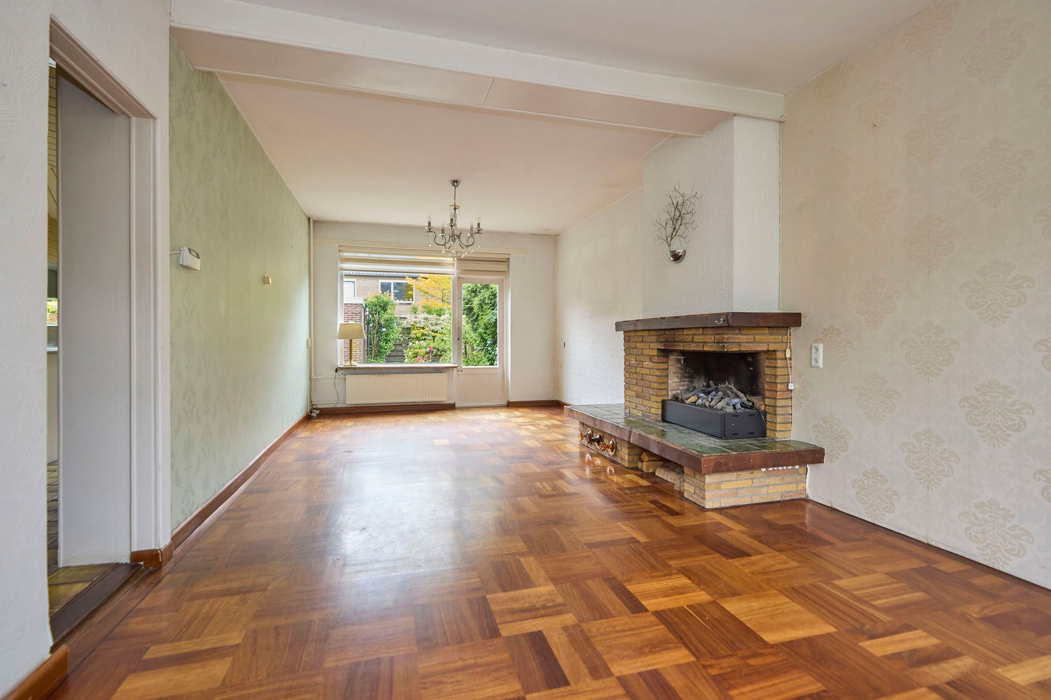 Renovation Terraced House with Five Bedrooms and Sunny Southeast Garden in Nieuw-Vennep — 18