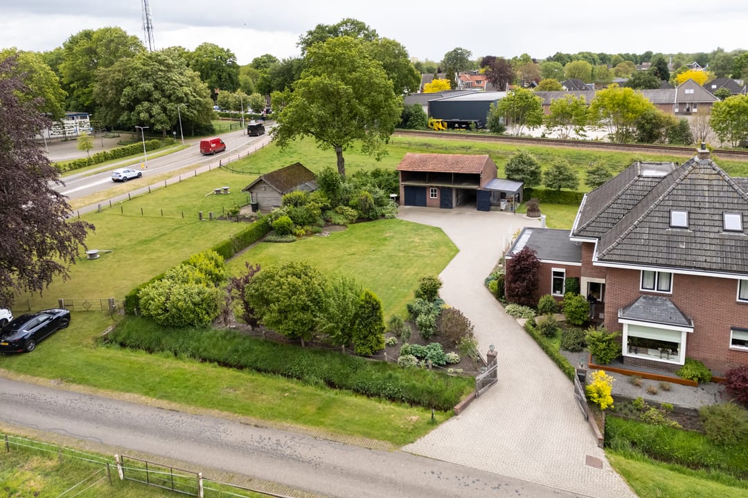 Spacious Semi-Detached Home with Large Plot and Pasture Land in Oost Gelre — 53